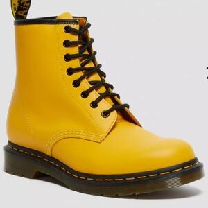 Dr. Martens 1460 Smooth Leather Lace Up Bright Yellow Combat Boots Size 9